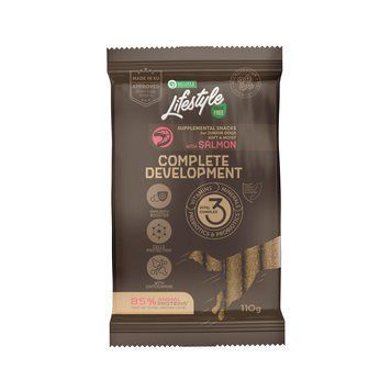 Nature's Protection Lifestyle Grain Free Salmon Complete development Беззернові ласощі для юніорів з лососем, 110 г KIKNPLS47204 фото